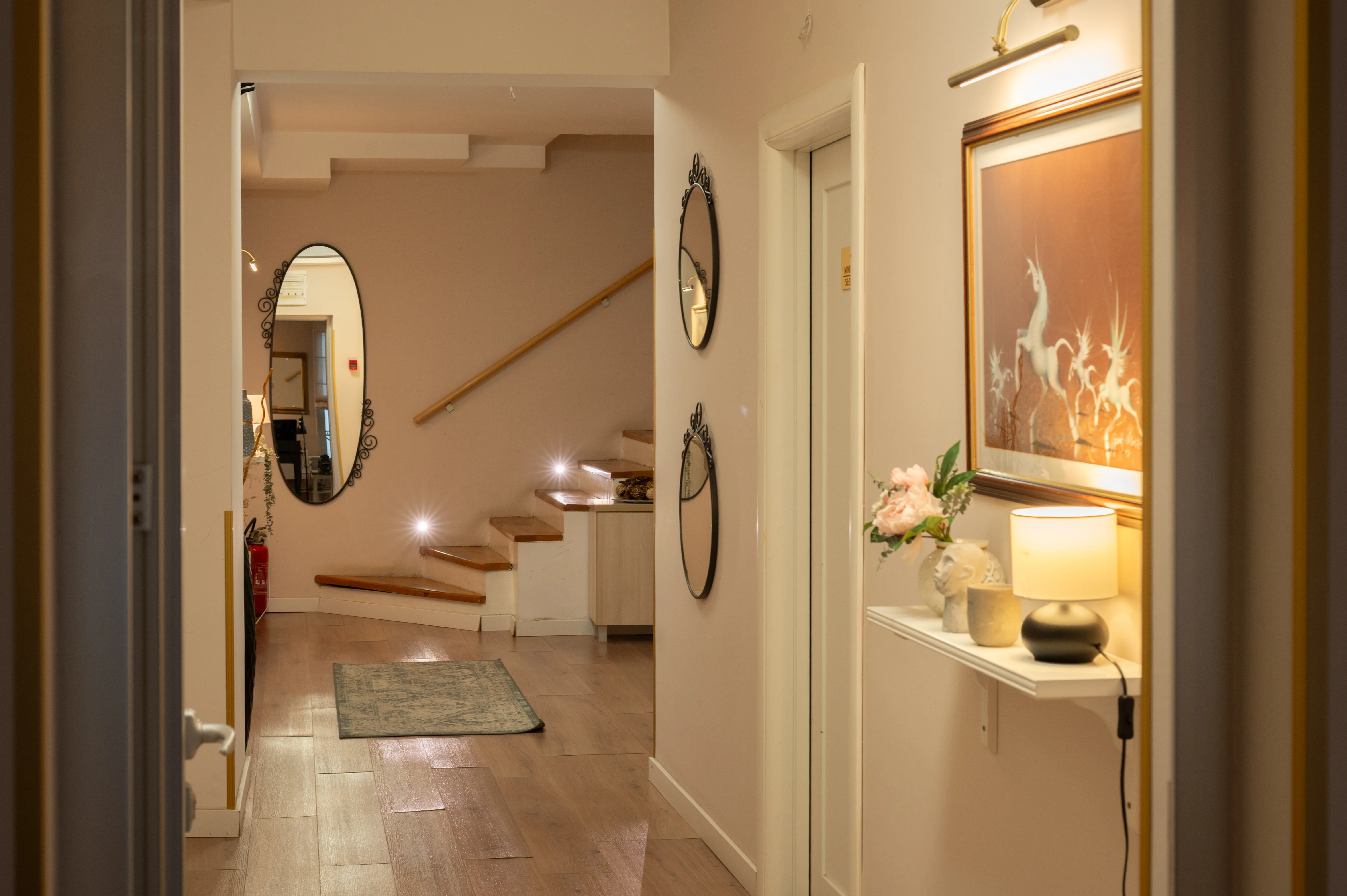 Spoljašnjost hotela Mini City – Zemun, Altina